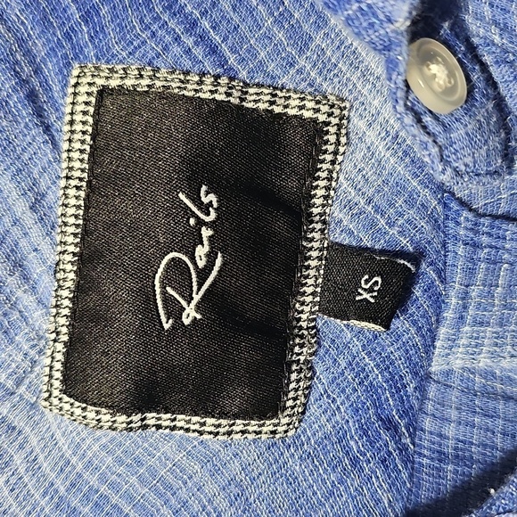 Rails Crinkle Blue Plaid Button-Up Shirt Size XS - Picture 3 of 6